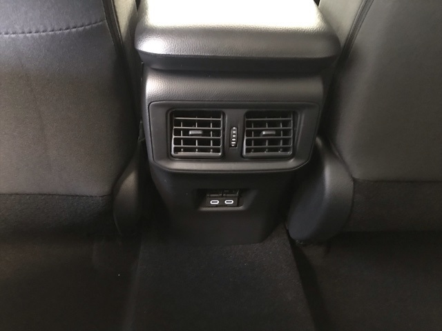 2025 Toyota RAV4 XLE photo 14
