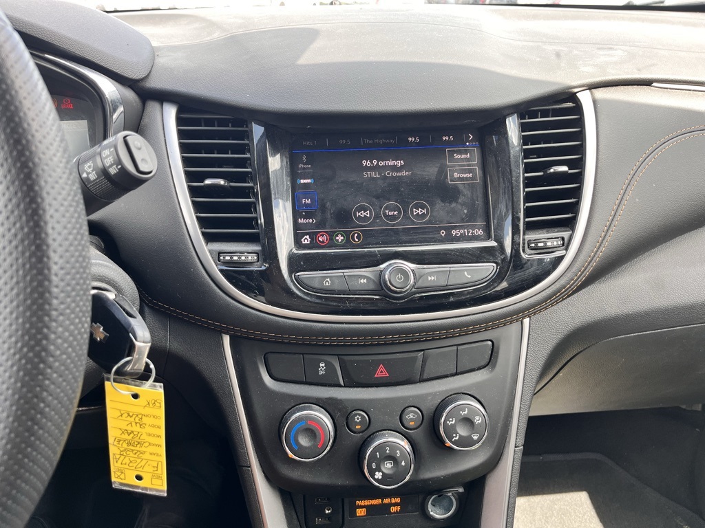 2022 Chevrolet Trax LS photo 11