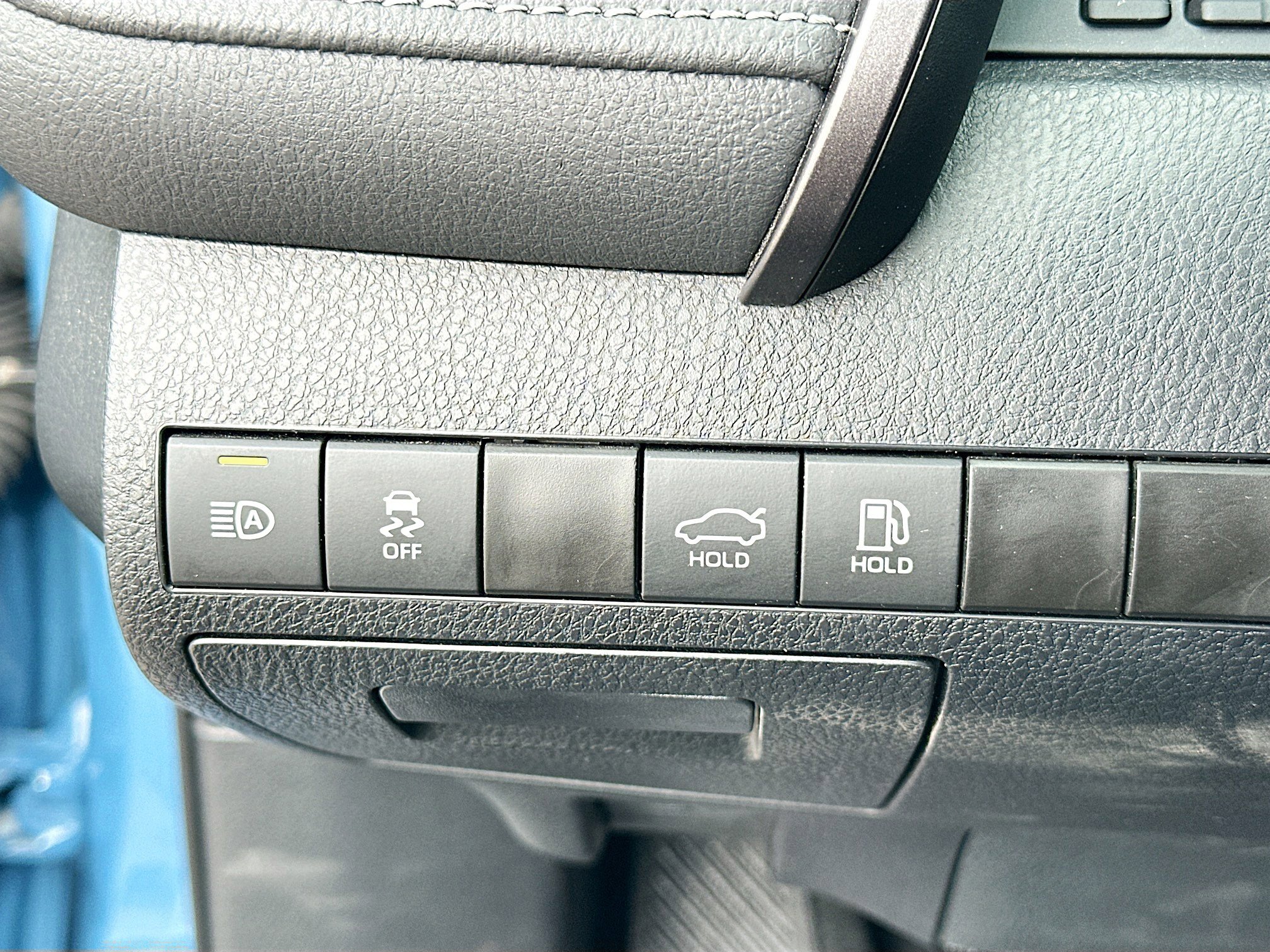 2024 Toyota Camry SE photo 10