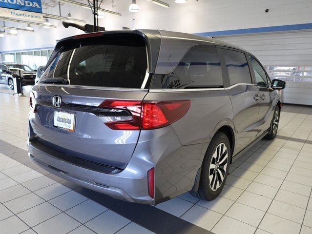 2026 Honda Odyssey EX-L photo 2