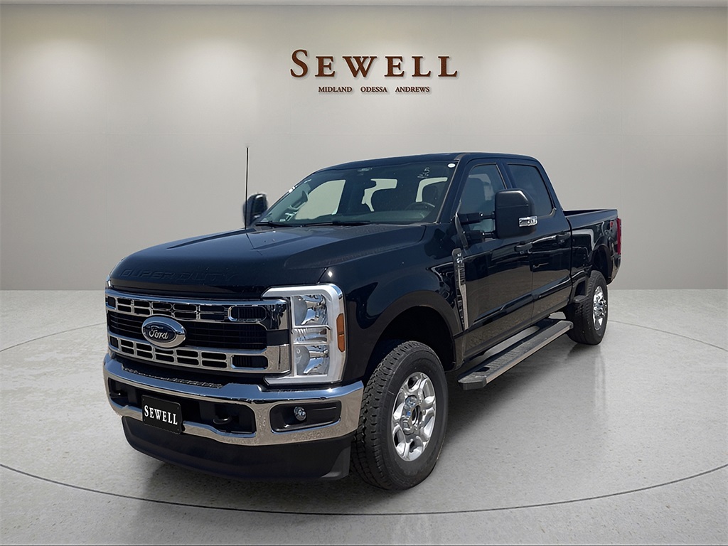 2025 Ford F-250 Super Duty XLT's photo