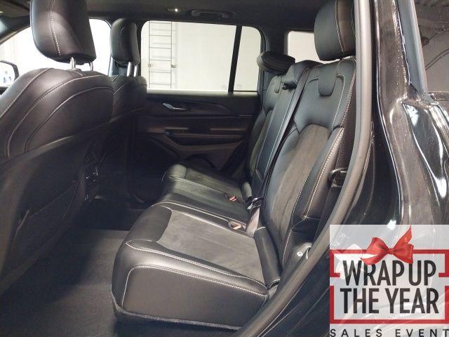 2024 Jeep Grand Cherokee Altitude X photo 2