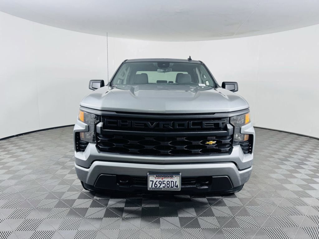 Used 2025 Gray Chevrolet Custom image 3