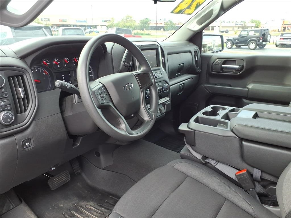 2024 Chevrolet Silverado 1500 Custom Trail Boss photo 8