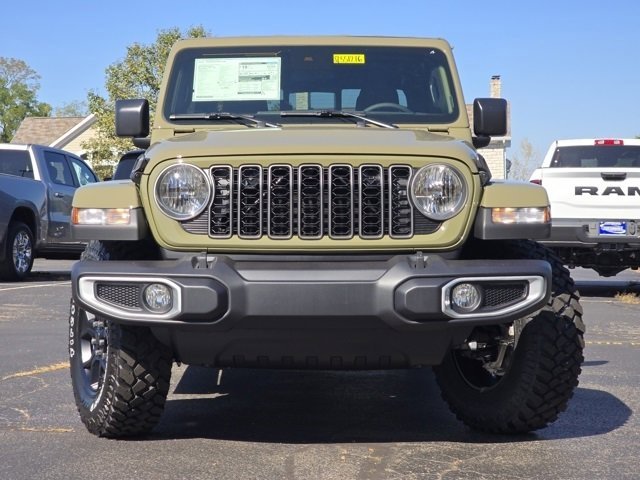 2025 Jeep Gladiator Sport photo 2