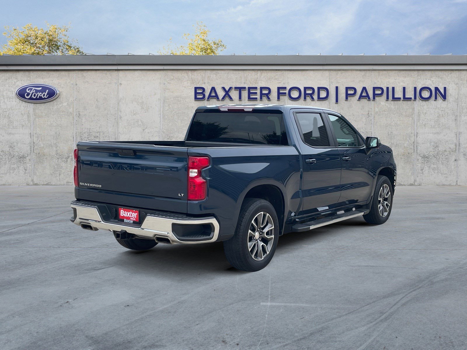 2019 Chevrolet Silverado 1500 LT photo 5