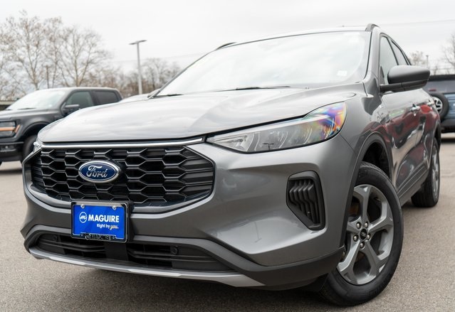 2025 Ford Escape ST-Line's photo