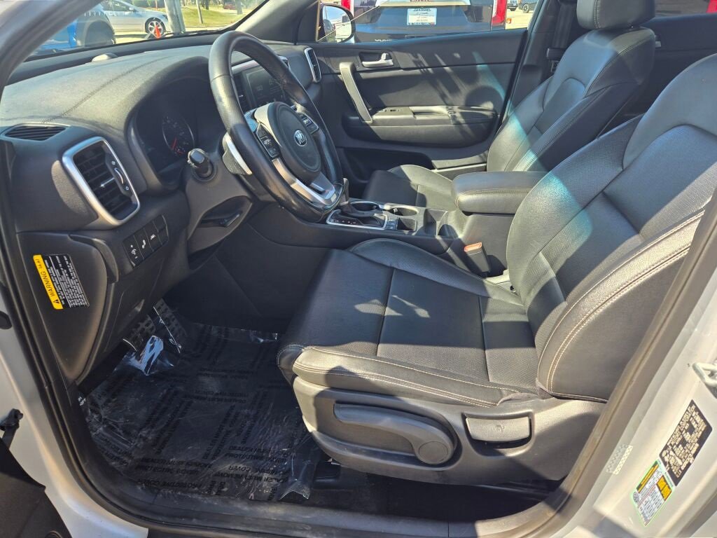 2020 Kia Sportage S photo 16