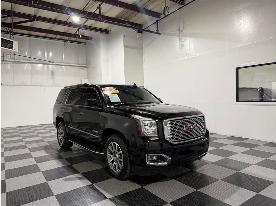 2016 Gmc Yukon Denali photo 3