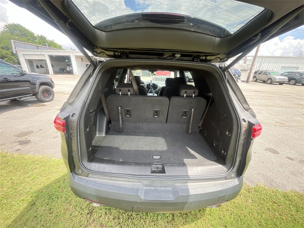 2022 Chevrolet Traverse photo 22