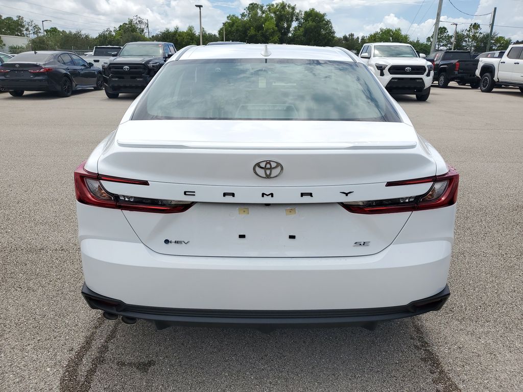 2025 Toyota Camry SE photo 6