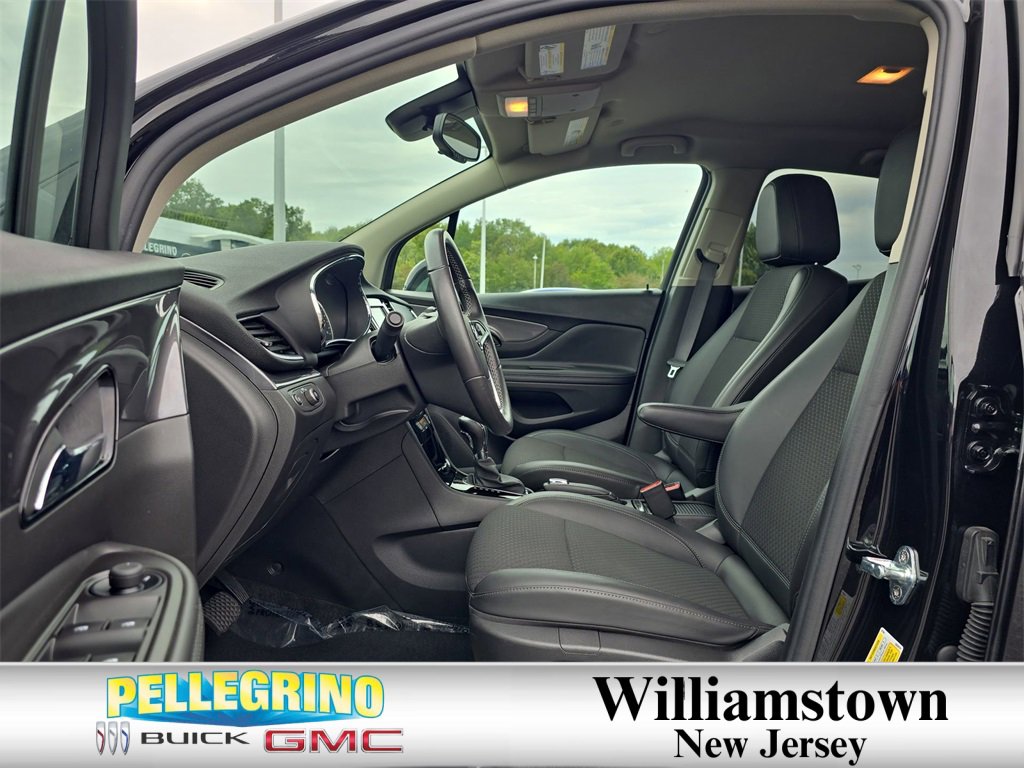 2022 Buick Encore Preferred photo 18