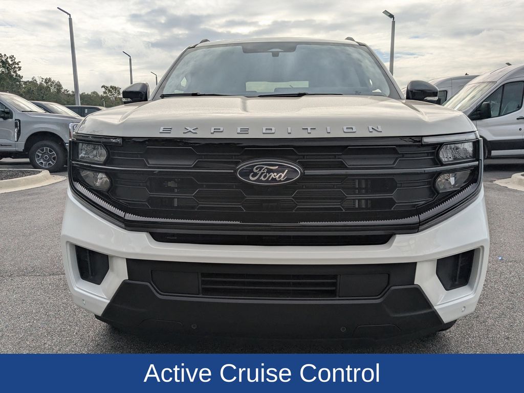2025 Ford Expedition MAX photo 9
