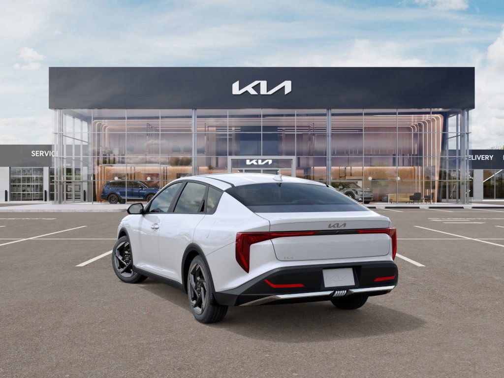 2025 Kia K4 EX photo 4