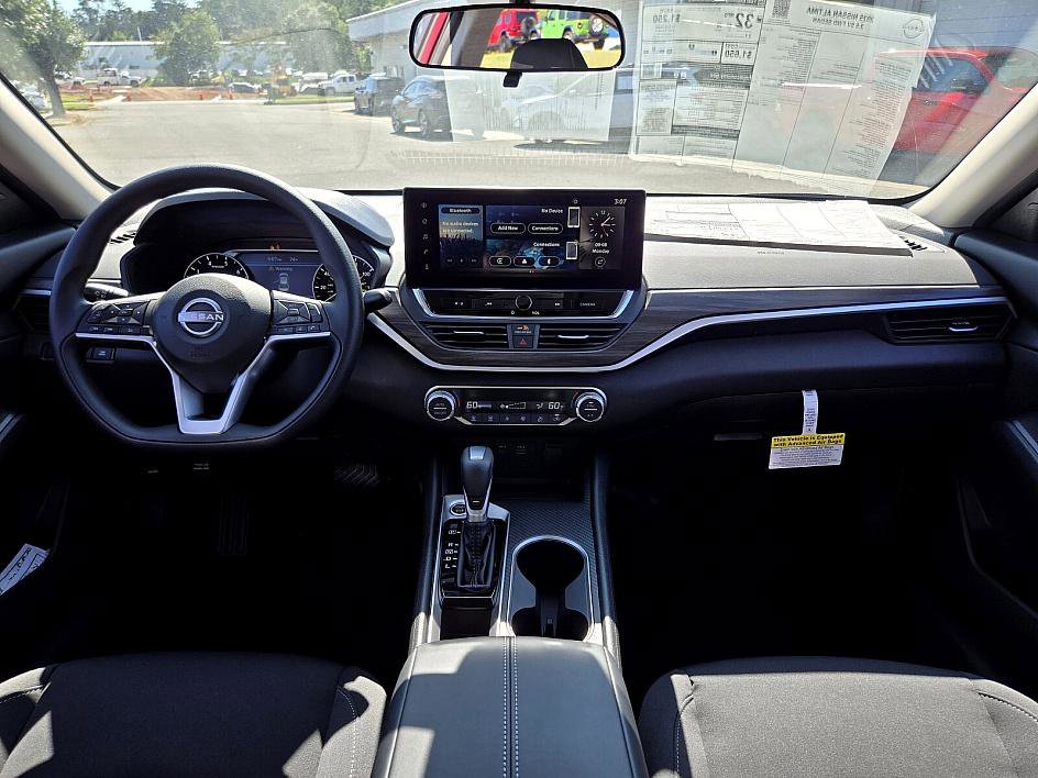 2025 Nissan Altima SV Special Edition photo 11
