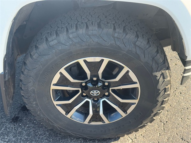 2022 Toyota Tacoma TRD Sport 4x4 photo 9