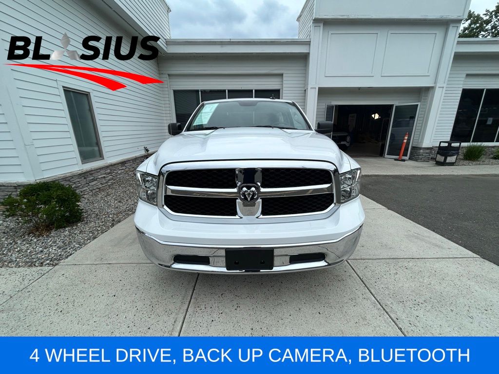 2022 Ram 1500 Classic SLT photo 2