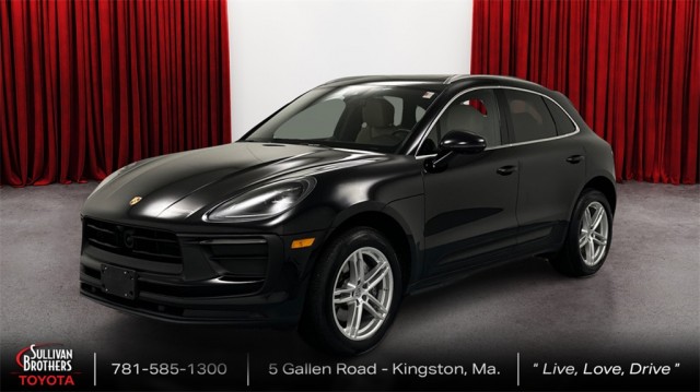 2023 Porsche Macan 