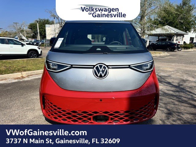 2025 Volkswagen ID. Buzz Pro Plus photo 2