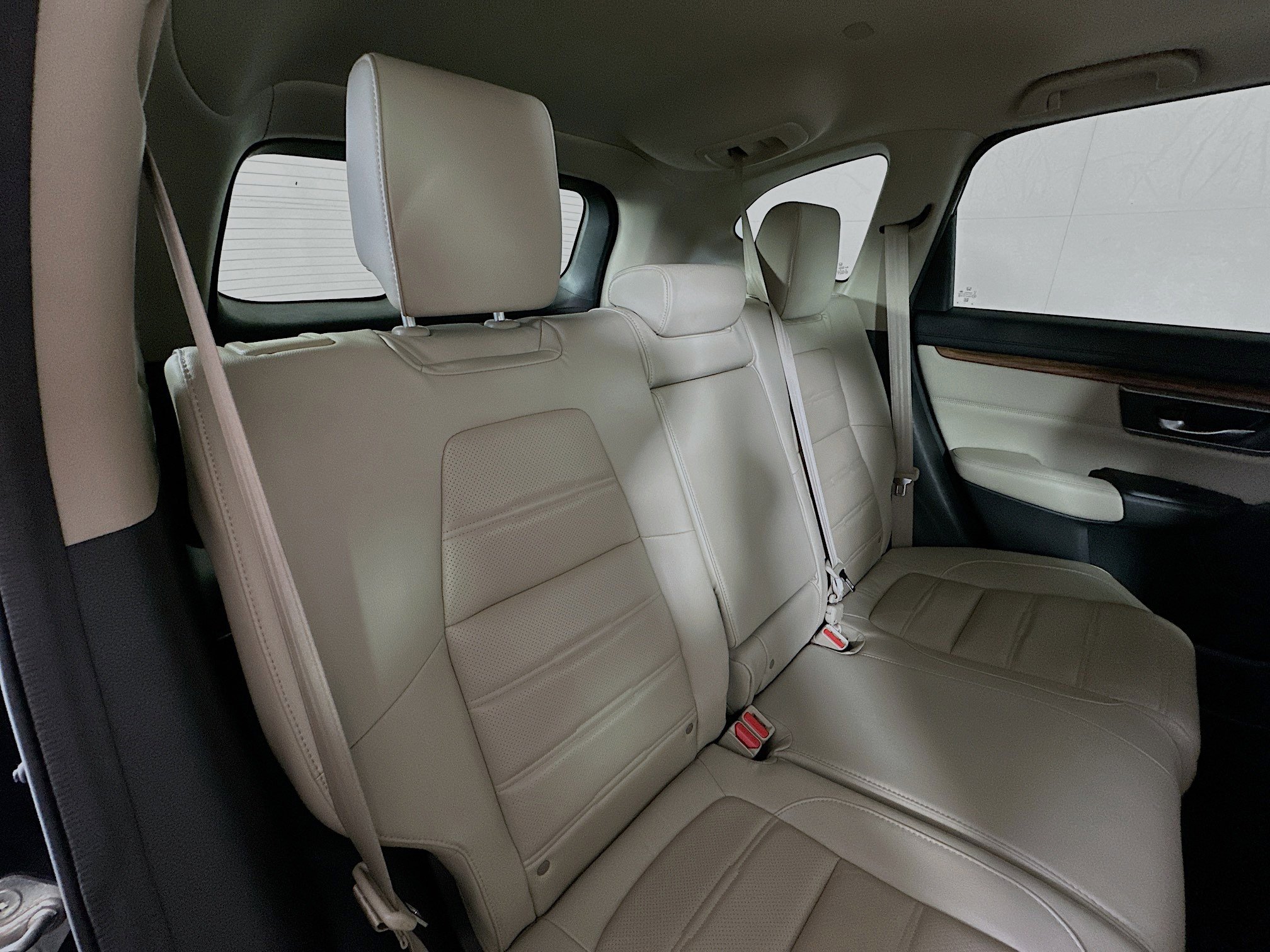 2018 Honda CR-V Touring photo 26