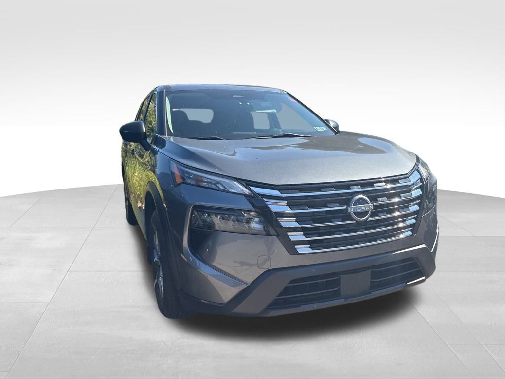 2024 Nissan Rogue S photo 13
