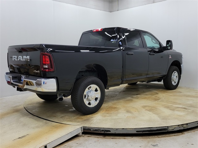 2025 Ram 2500 Tradesman photo 4