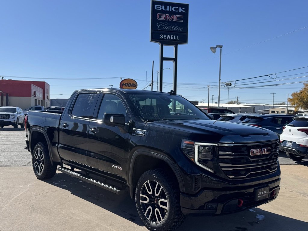 2023 GMC Sierra 1500 AT4's photo
