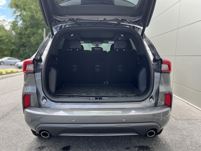 2023 Ford Escape ST-Line photo 18