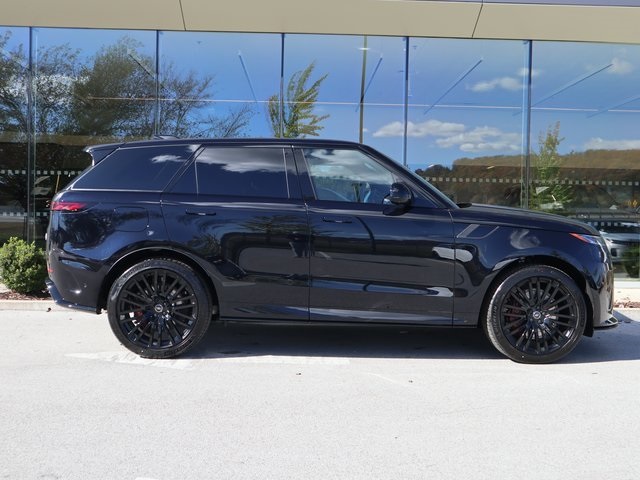 2025 Land Rover Range Rover Sport photo 23