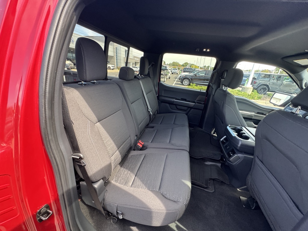 2024 Ford F-150 XLT photo 16