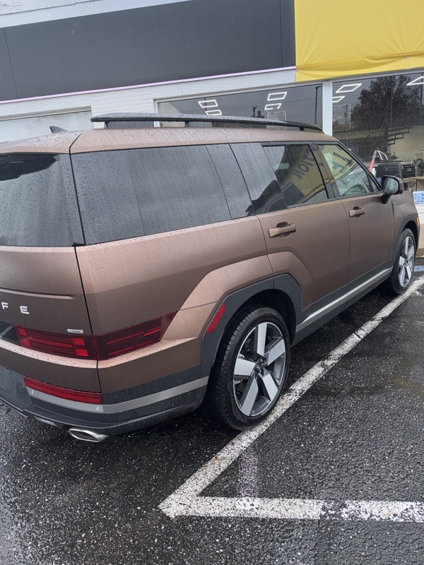 2024 Hyundai Santa Fe Limited photo 3