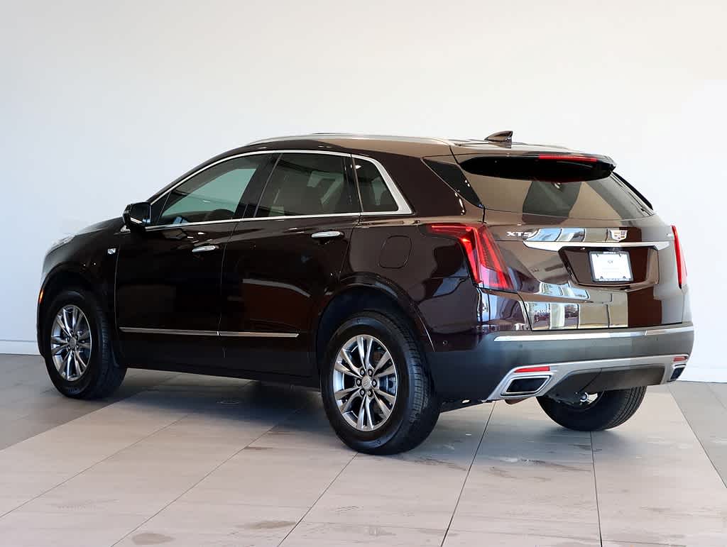 2021 Cadillac XT5 Premium Luxury photo 3
