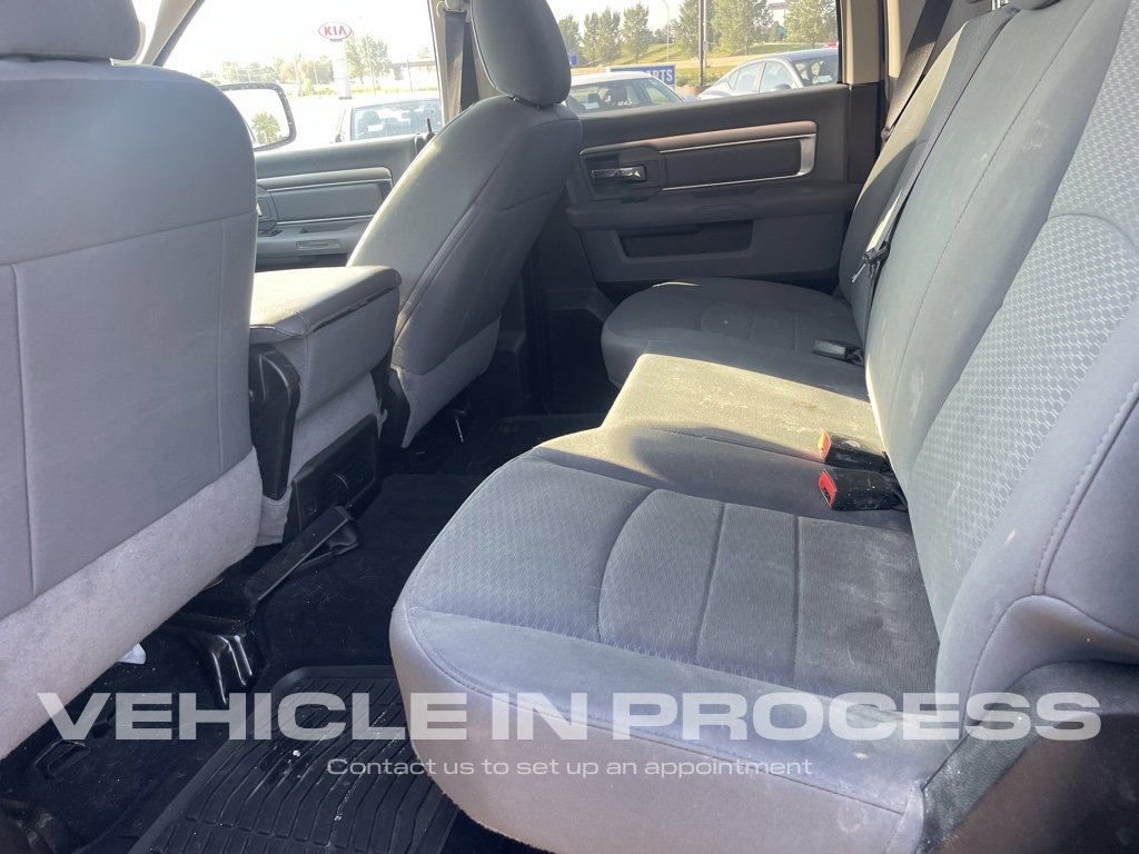 2019 Ram 1500 Classic SLT photo 7