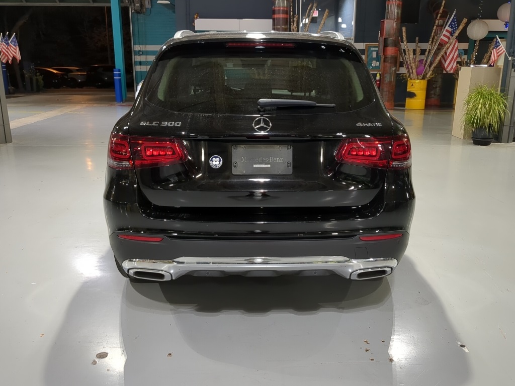 2022 Mercedes Benz GLC 300 4MATIC photo 5