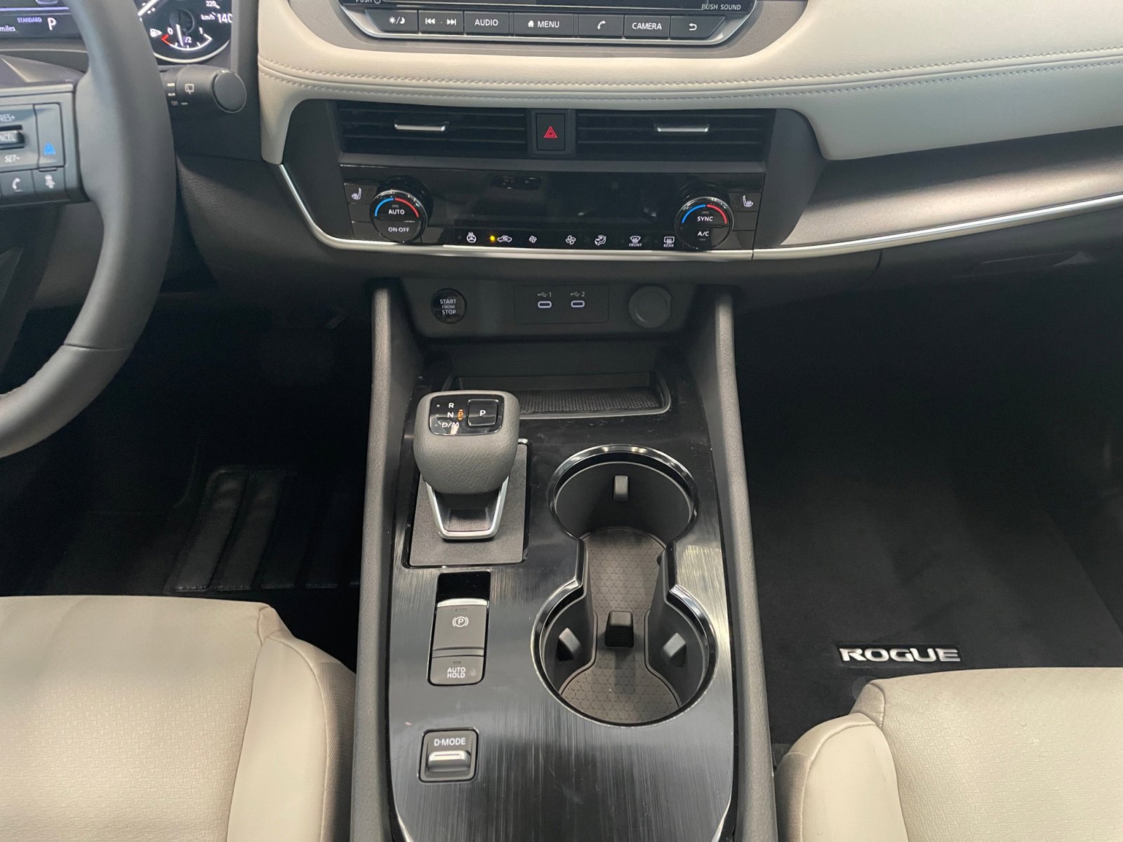 2025 Nissan Rogue SV photo 20