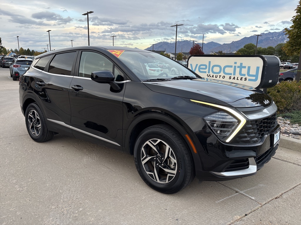 2024 Kia Sportage LX's photo