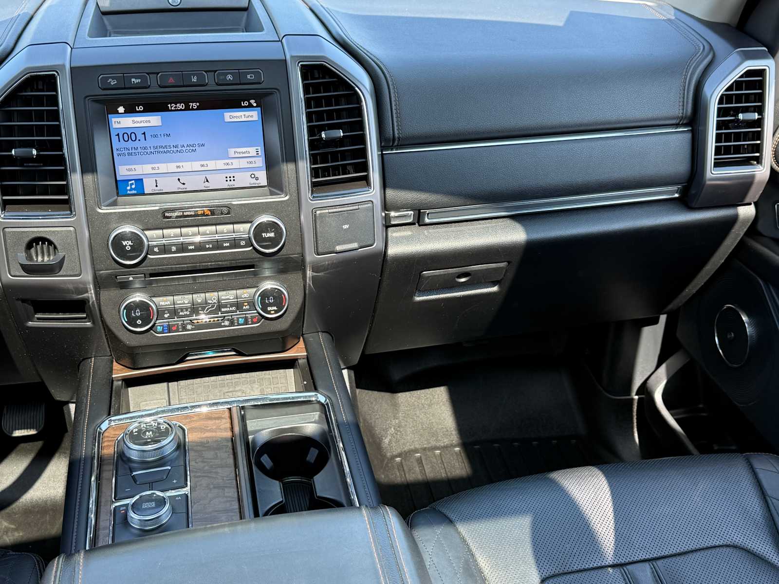 2018 Ford Expedition Platinum photo 26
