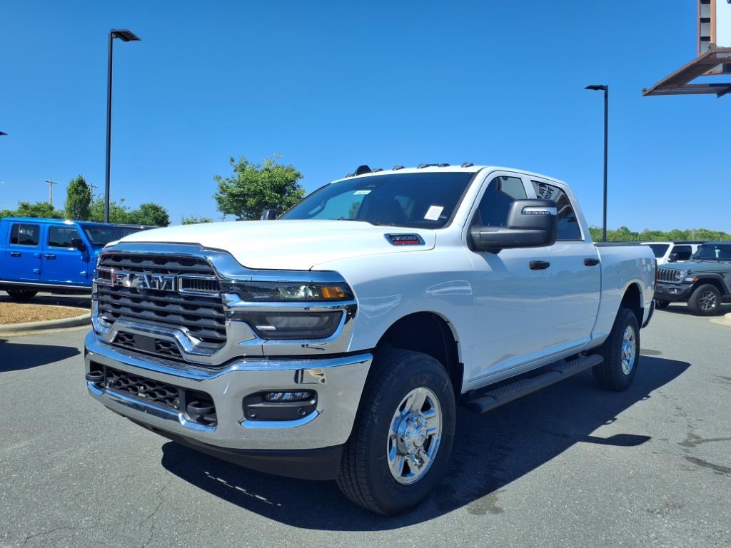 2025 Ram 2500 Tradesman photo 2