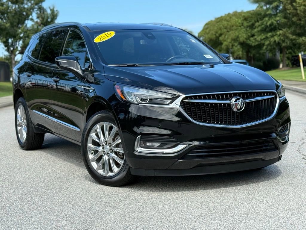 2019 Buick Enclave Premium photo 2