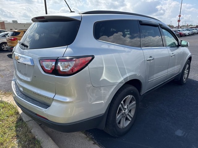 2015 Chevrolet Traverse 1LT photo 4