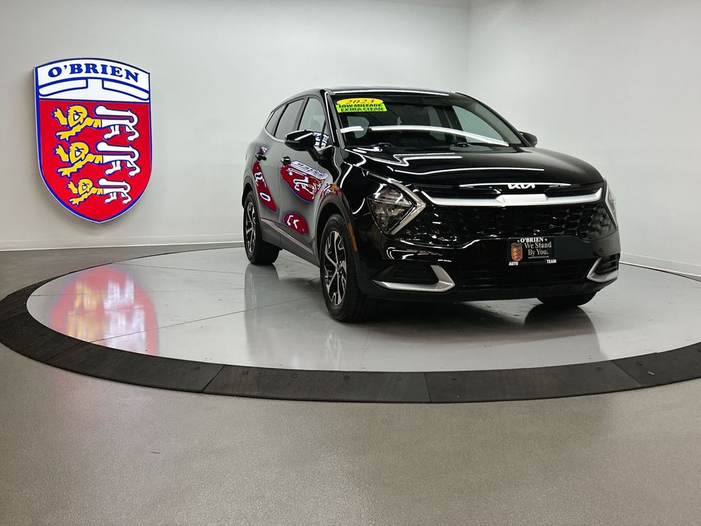 2023 Kia Sportage EX's photo
