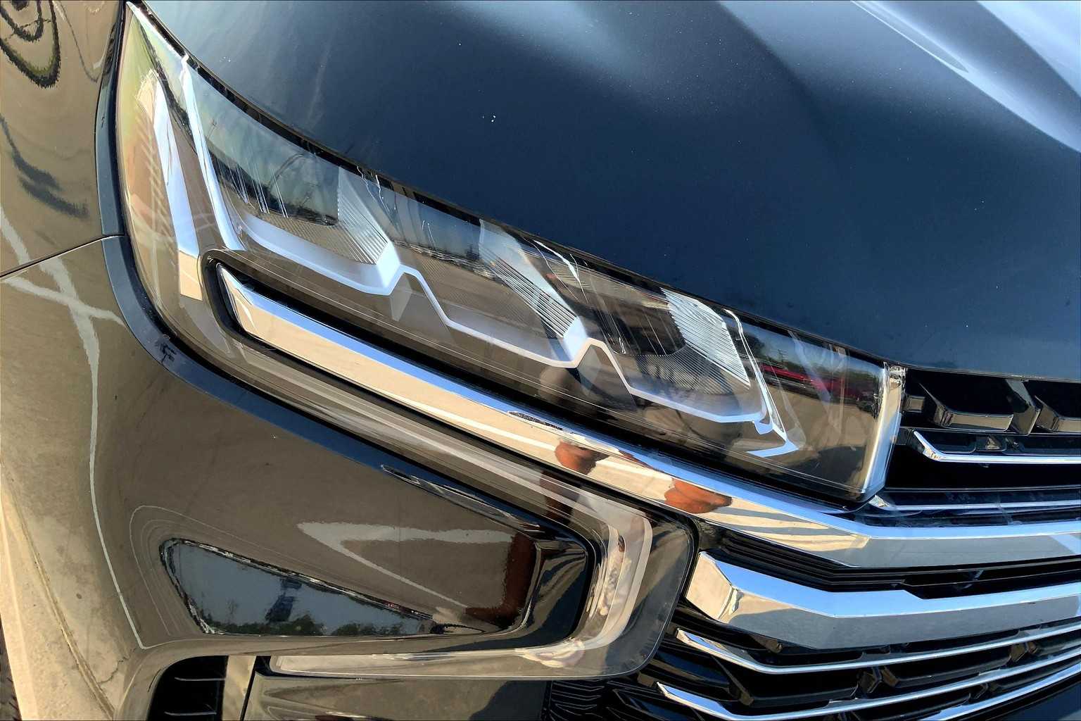 2024 Chevrolet Suburban LT photo 24