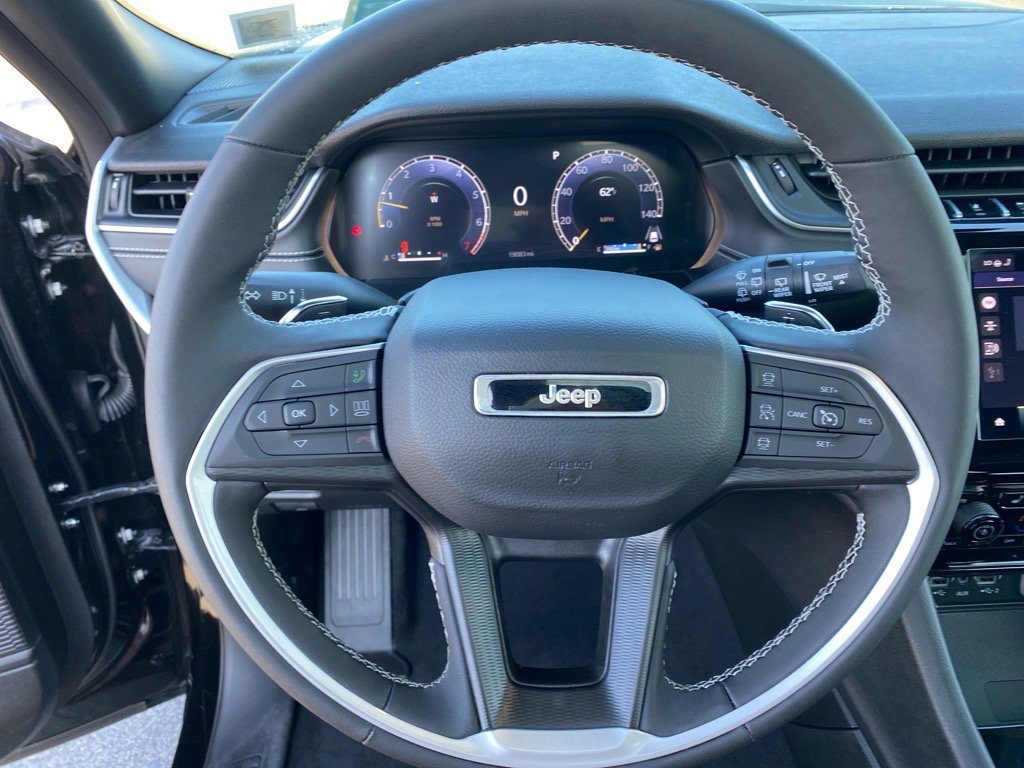 2024 Jeep Grand Cherokee Laredo X photo 10