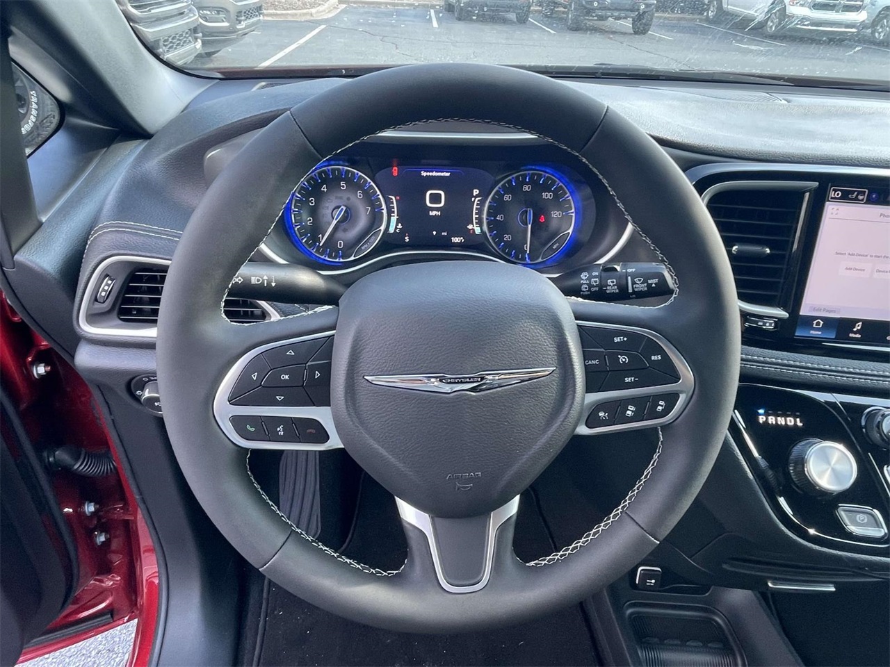 2025 Chrysler Pacifica photo 29