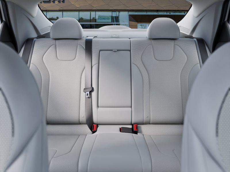 2025 Hyundai Elantra Hybrid Limited photo 9
