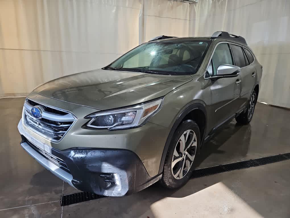 2022 Subaru Outback Touring's photo
