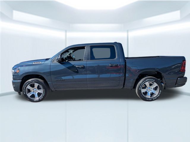 2026 Ram 1500 Express photo 2