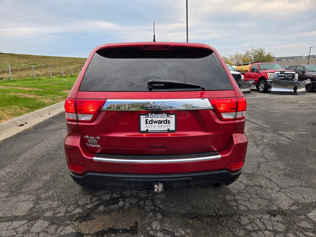 2011 Jeep Grand Cherokee Overland photo 4