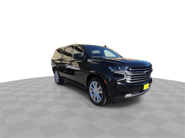 2021 Chevrolet Suburban High Country photo 2