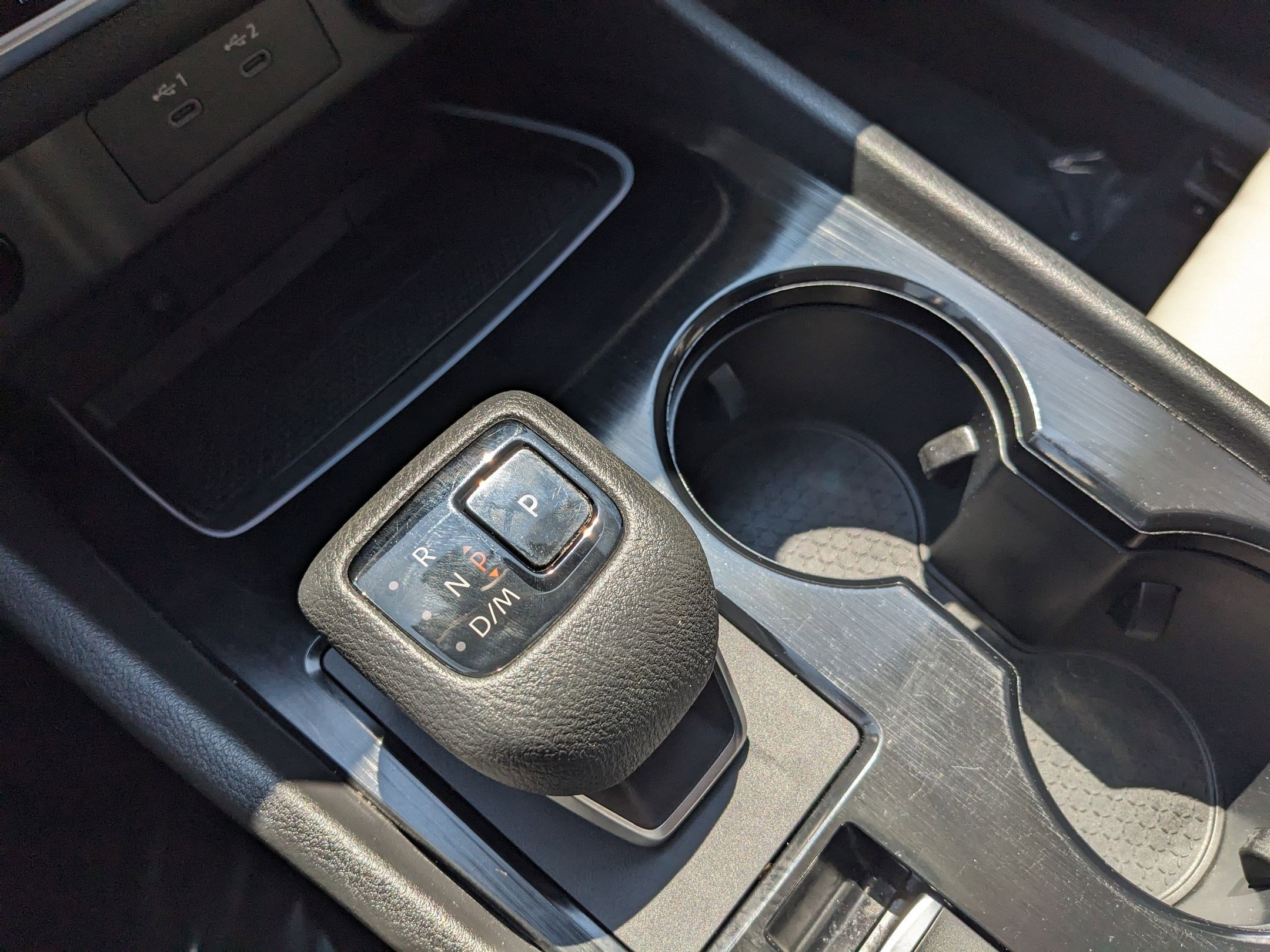 2024 Nissan Rogue SL photo 9